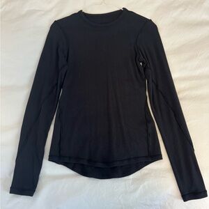 Women's Lululemon Hold Tight Long-Sleeve Shirt.